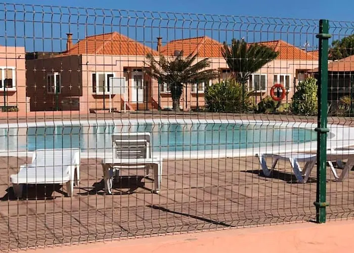 Feriehus Comfortable House In Antigua With Shared Pool *