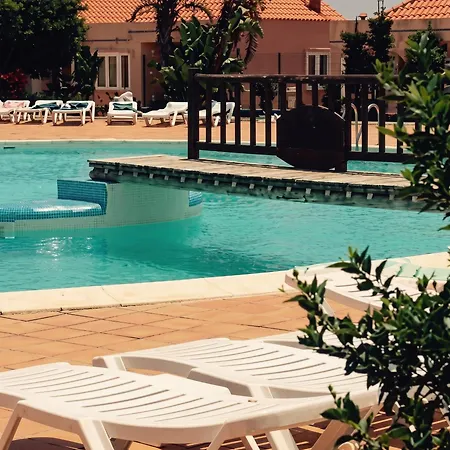 Comfortable House In Antigua With Shared Pool 펜션 *