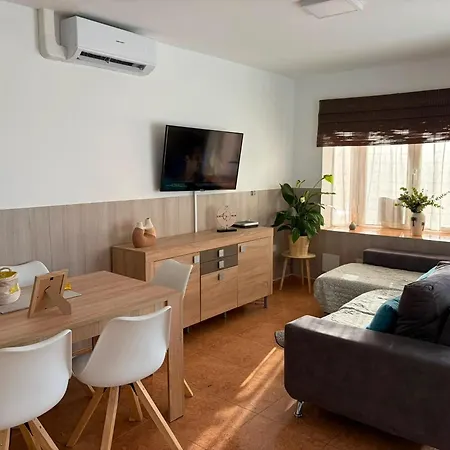 Comfortable House In Antigua With Shared Pool Vakantiehuis Costa De Antigua