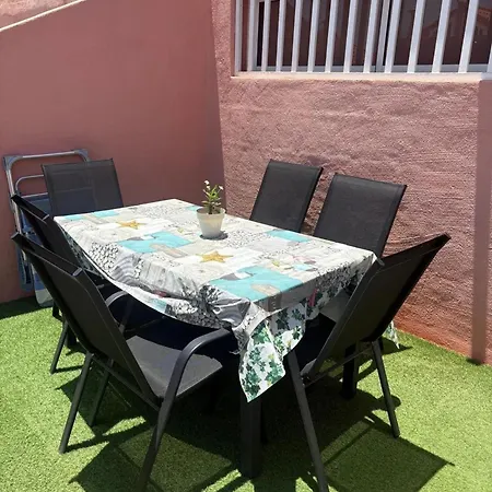 Comfortable House In Antigua With Shared Pool 코스타 데 안티과